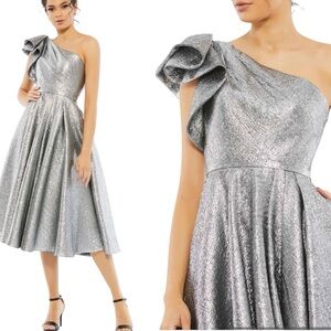 Mac Duggal Silver One Shoulder Bow Brocade Midi Dress